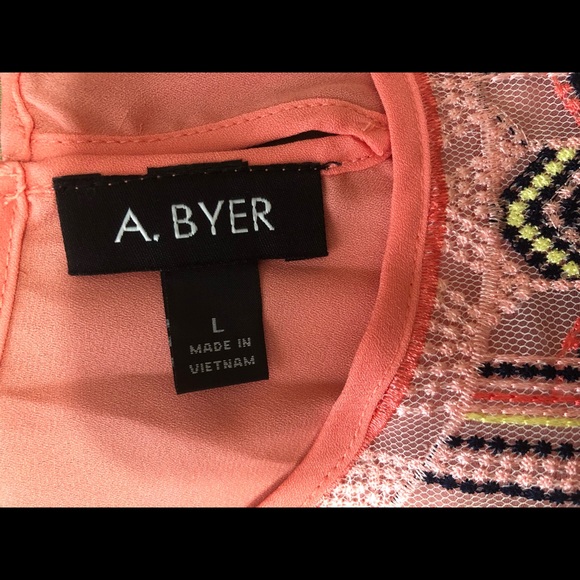 💛 A. Byer Top Size L - Picture 5 of 6